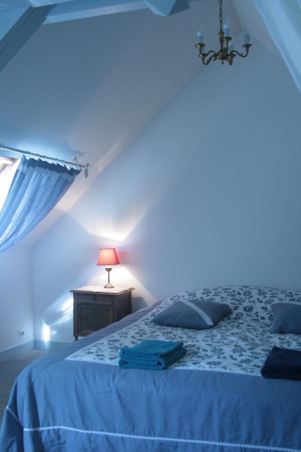 Domaine Des Douves Bed and Breakfast Ancy-le-Franc Exteriör bild