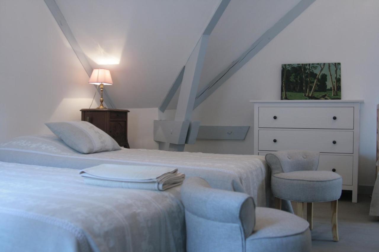 Domaine Des Douves Bed and Breakfast Ancy-le-Franc Exteriör bild